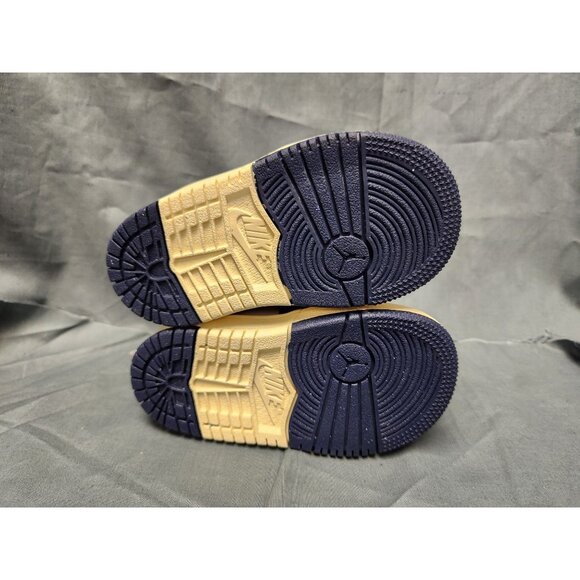 Nike Toddlers Jordan 1 Mid Easyon (PS) Sneakers Slip-On Navy Size 6 NEW IN BOX! - Picture 10 of 10
